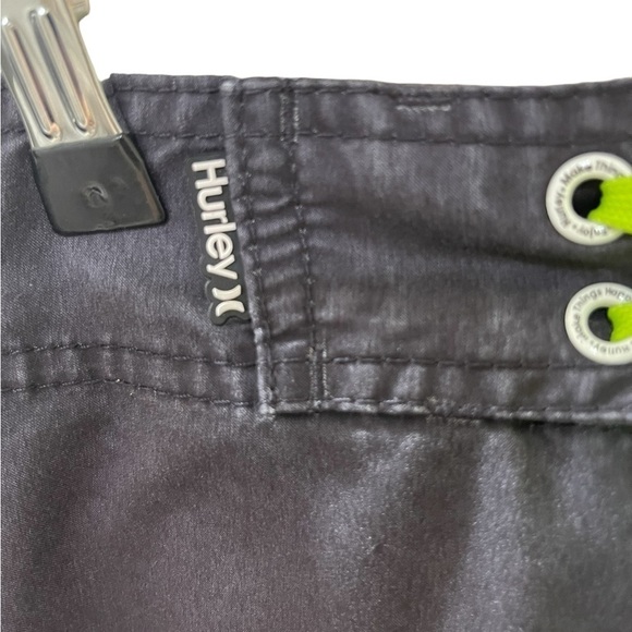 Hurley size 34 Recycled Polyester men’s Board Shorts with pocket and palm trees - Picture 2 of 8